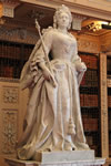 statue of queen anne
